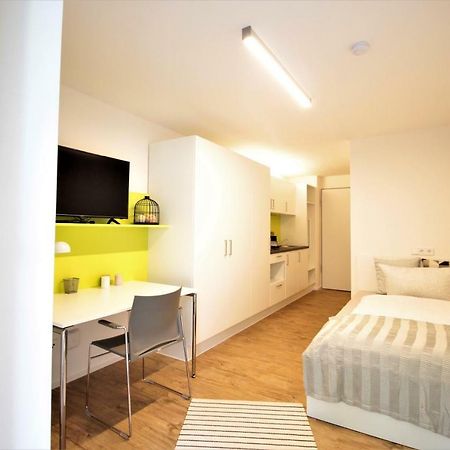 Studio Apartment - Balcony, Netflix, University Hospital Proximity Würzburg Exterior foto