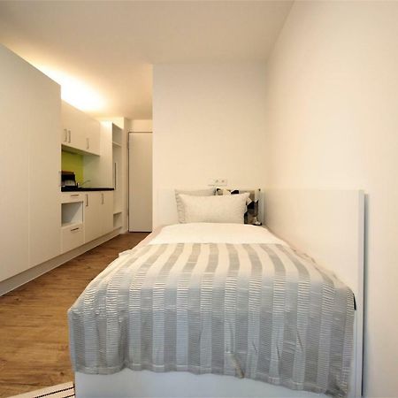 Studio Apartment - Balcony, Netflix, University Hospital Proximity Würzburg Exterior foto
