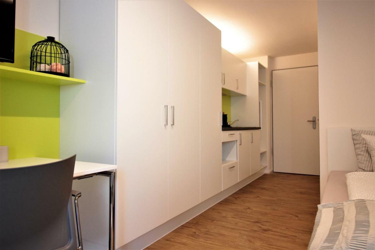 Studio Apartment - Balcony, Netflix, University Hospital Proximity Würzburg Exterior foto